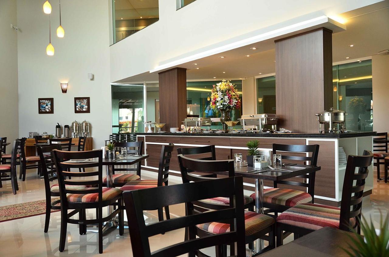 Hotel Matao By Mercure Esterno foto